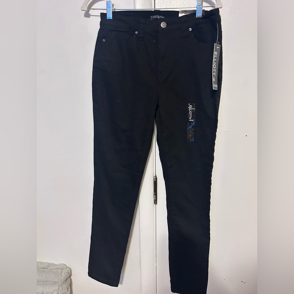 Black Skinny Pants